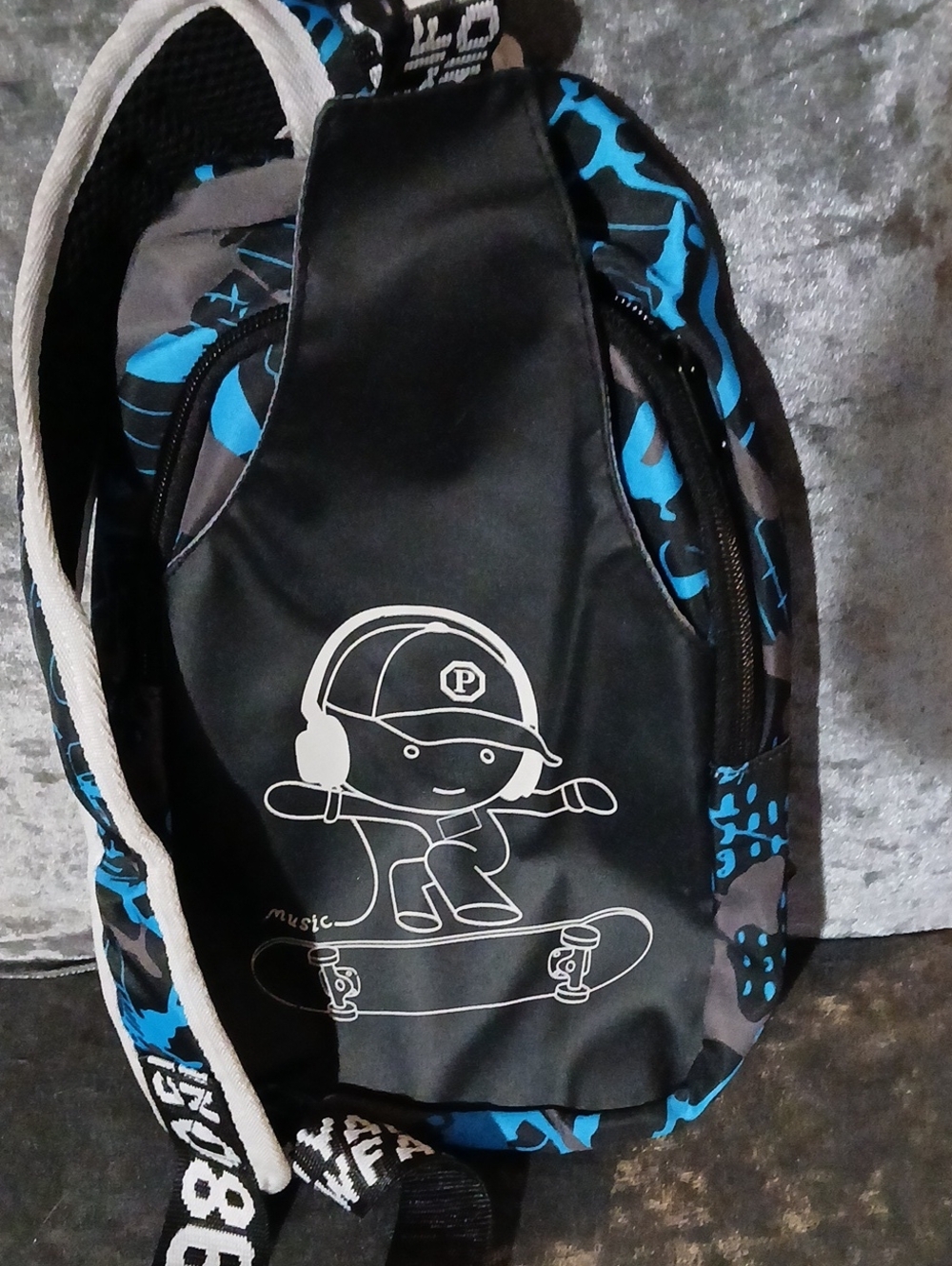 Pawsky Boys Slingbag